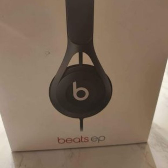Beats Ep headphones - Picture 2 of 2